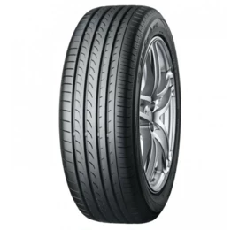Yokohama Blu Earth RV-02 215/60R17 96H